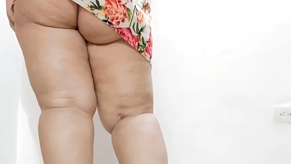 I Get Horny To Touch Myself While Thinking About My Boss. Real Homemade Chubby